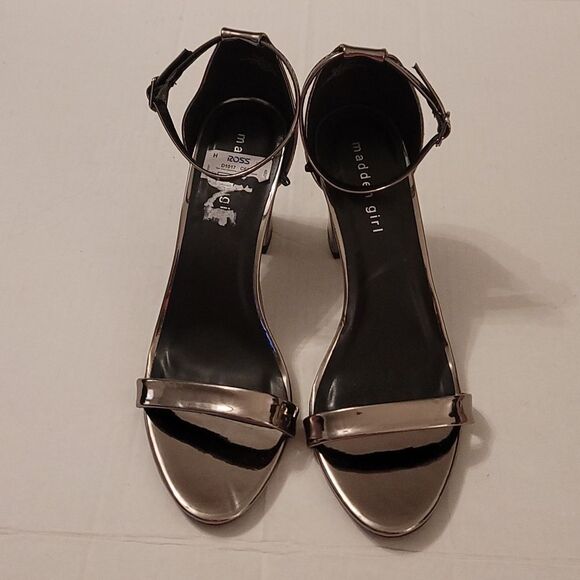 BRAND NEW MADDEN GIRL POINTED TOE SANDAL - Picture 3 of 16